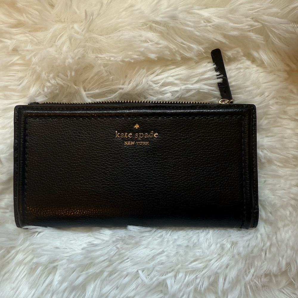Kate Spade Black grain leather Wallet